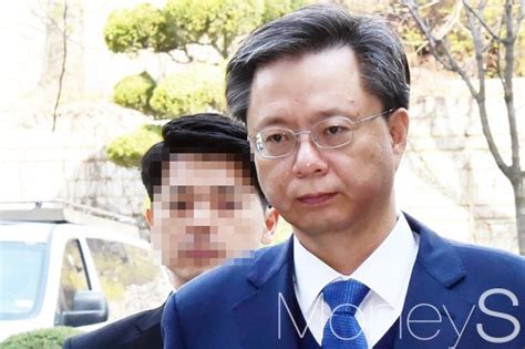 우병우 영장 기각 검찰 “사유 검토해 재청구 판단” 고영태 체포해 본격 조사 머니s