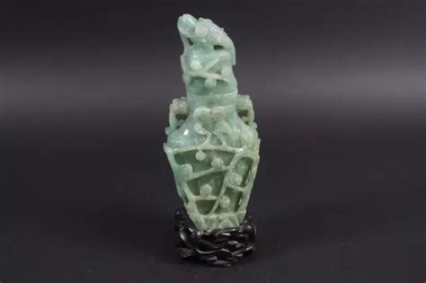 DECKELVASE GRÜNE JADE geschnitzt Holzsockel China EX205 EUR 151 00