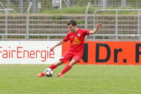 Trotz Gorgoglione Dreierpack Ssv Reutlingen Verliert Beim Fc Villingen