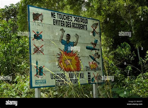 Minefield Warning Sign High Resolution Stock Photography And Images Alamy