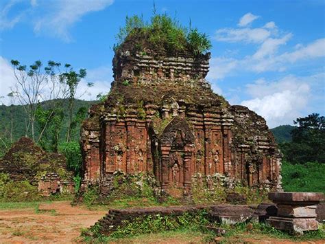 My Son Sanctuary Tour From Da Nang