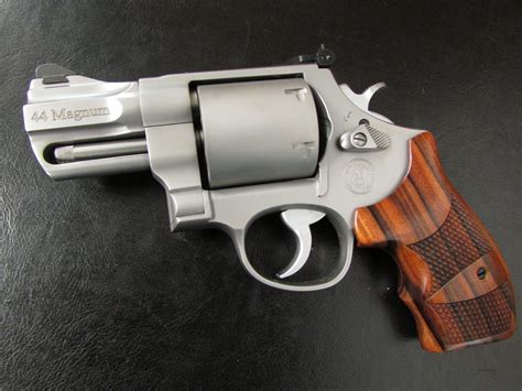 Smith & Wesson Performance Center M... for sale at Gunsamerica.com: 958301296