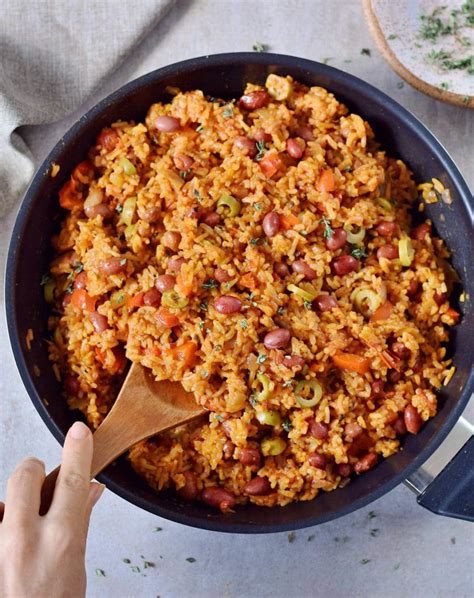 Spanish Rice And Beans | Easy Recipe - Elavegan