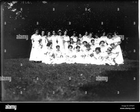 Western College On Tree Day 1910 Stock Photo Alamy