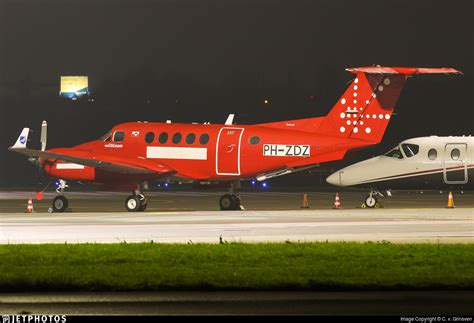 Ph Zdz Beechcraft B Super King Air Zeusch Aviation C V