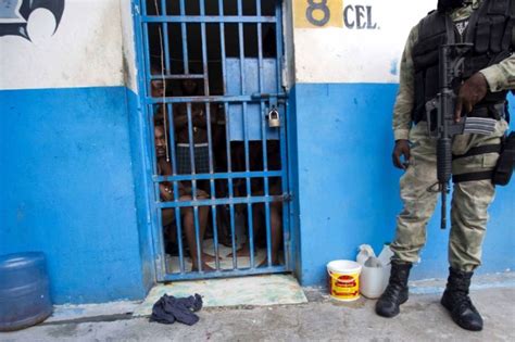 Prison break in Arcahaie in hurricane-hit Haiti | Science and Technology News | Al Jazeera