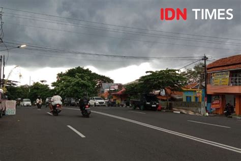 Bmkg Keluarkan Peringatan Dini Cuaca Ekstrem Melanda Jateng