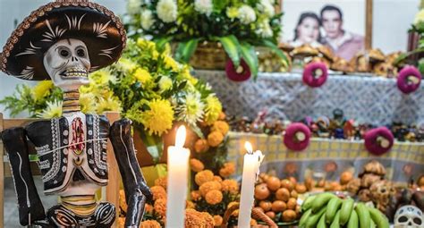 Día de Muertos Estos 10 elementos que no pueden faltar en tu ofrenda