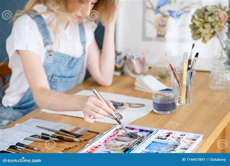 Art Painting Hobby Leisure Girl Drawing Picture Stock Image - Image of ...