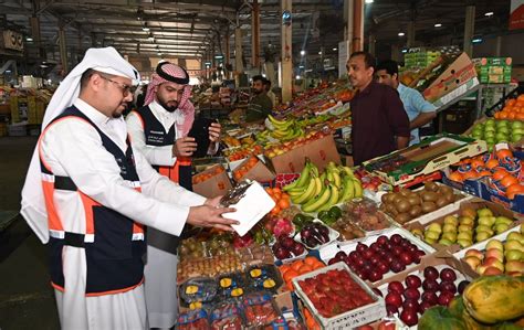 استعداداً للشهر الفضيل وزارة الصناعة والتجارة تكثّف جهودها الرقابية