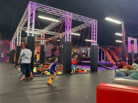 SKY ZONE TRAMPOLINE PARK - Updated January 2025 - 55 Photos & 34 ...