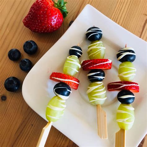 Obst Spieße Fingerfood Schritt für Schritt Anleitung für Kinder