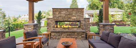 Features To Look For Best Outdoor Fireplaces