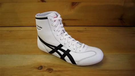 Onitsuka Tiger Wrestling 81 Shoes White Youtube