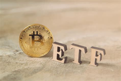 Bitcoin Spot Etfs Break Records Revealing High Demand