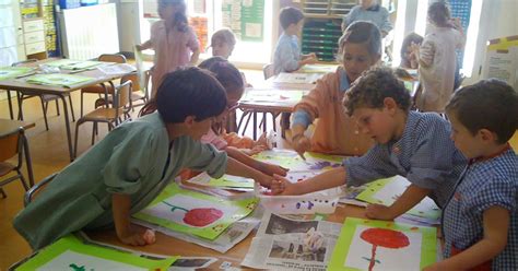 Comunitat De Petits De L Escola Enxaneta P A Fem Primavera