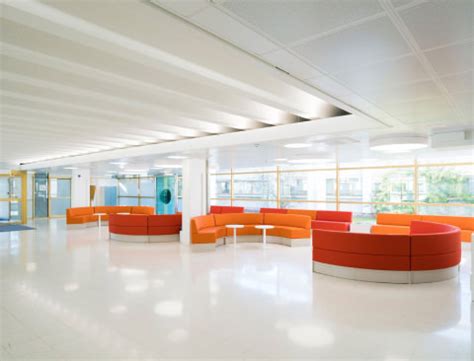 Купить медицинскую мебель и технику MET по цене производителя – для ...