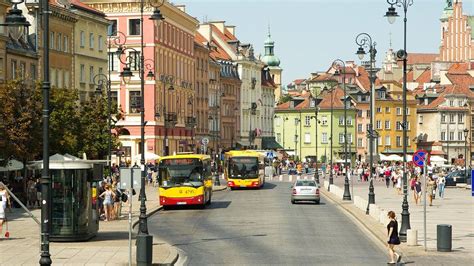 Ile osób mieszka w Warszawie Dane GUS PolsatNews pl