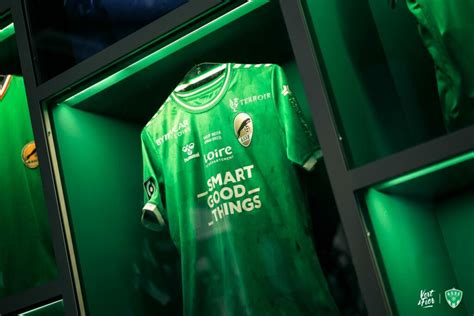 ASSE Angers Maillot spécial en hommage à Salif Keita