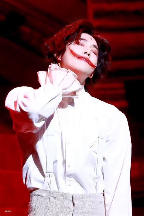 Suho At The Musical Press Call The Man Who Laughs