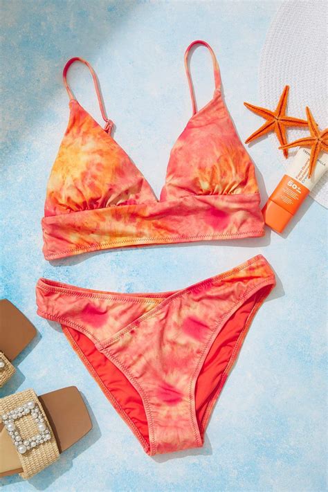 Trendyolmilla Soyut Desenli Üçgen Mix Match Bikini Üstü TBESS BU Fiyatı Yorumları