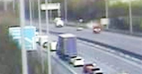 M6 Closes In Both Directions For 4 Hours After Lorry Crashes Into