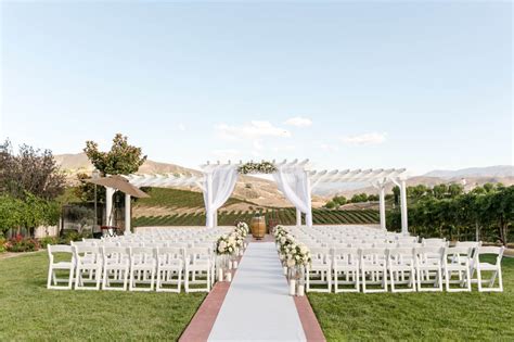 Wedding Photos Temecula Wineries And Leoness Cellars Temecula