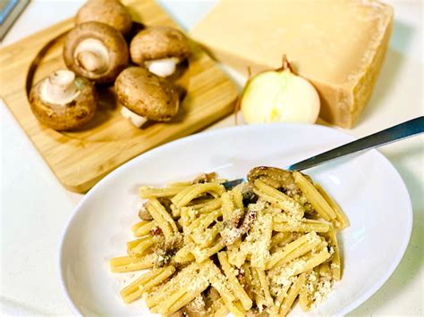 Mushroom Pancetta Pasta