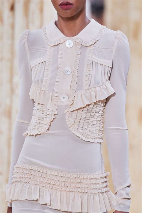 Miu Miu News, Collections, Fashion Shows, Fashion Week Reviews, and ...