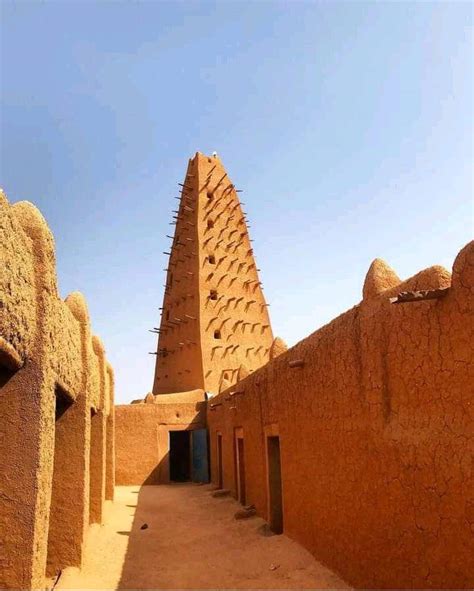Agadez Niger Flybreak