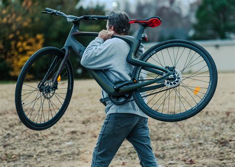 Urtopia The Ultra Lightweight Carbon Fiber Smart E Bike Of The Future