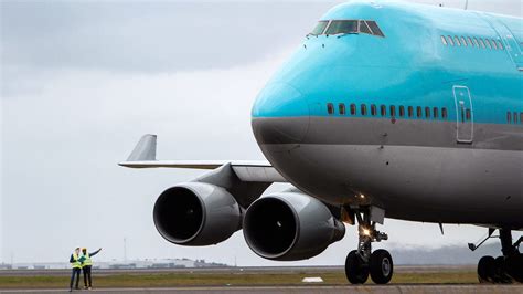 faa inspector successfully identifies airplane