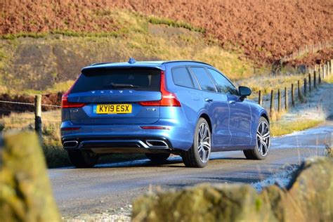 Volvo V T Twin Engine Awd R Design Plus Review Greencarguide Co Uk