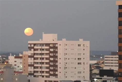 Veja imagens da Superlua Azul em Tramandaí Capão e Torres Litoral