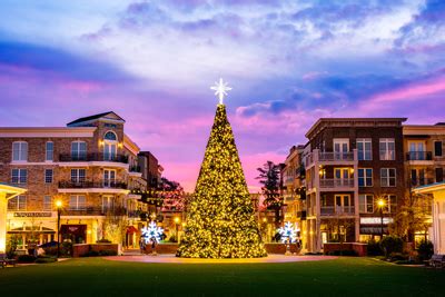 5 Spectacular Spots to See Holiday Lights Galore in Alpharetta | Awesome Alpharetta