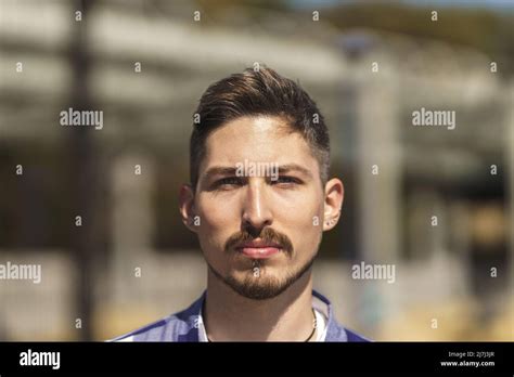 Homme blanc gay Banque de photographies et dimages à haute résolution Alamy