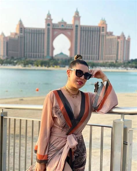 Naiara Azevedo Em Hotel Atlantis The Palm No Dubai The Palm Fashion