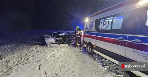 Na drogach Warmii i Mazur jest ślisko i niebezpiecznie