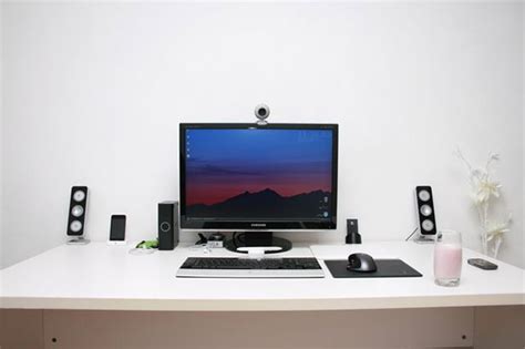 A Showcase of Minimalist Workstations | WDD