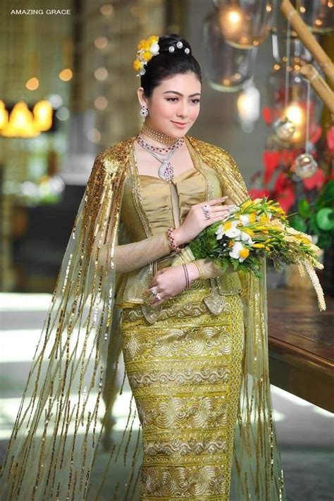 Pin By Hsu Labb Yadanar On Myanmar Attire Traditional Dresses Designs