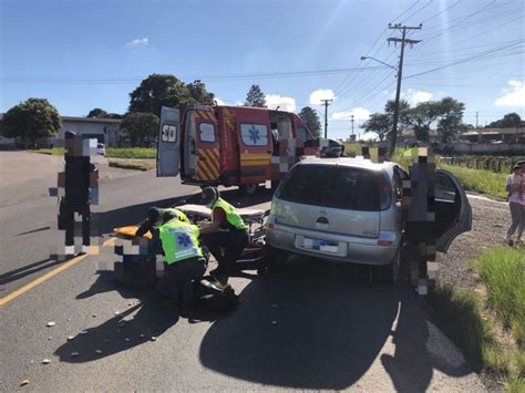 Motociclista Fica Ferido Ao Se Envolver Em Acidente Com Dois Carros Na Br 280 Jmais