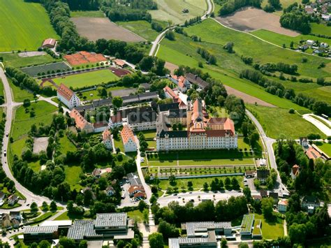 Luftbild Ochsenhausen Geb Udekomplex Des Klosters In Ochsenhausen Im