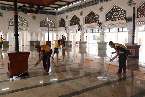 Polresta Bandara Soekarno Hatta Gelar Jumat Bersih