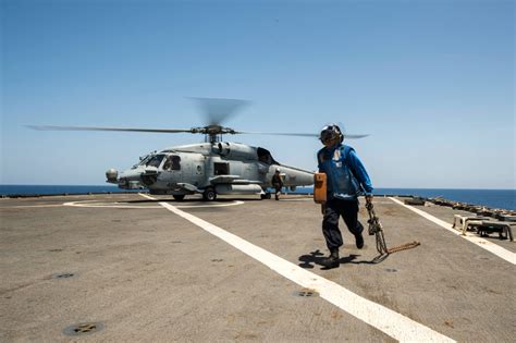 DVIDS Images USS Fort McHenry Operations Image 2 Of 4