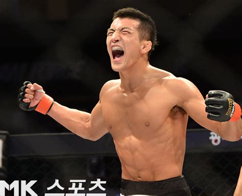 Ufc 강경호 데뷔전서 알렉스에 3라운드 판정패 Mk스포츠