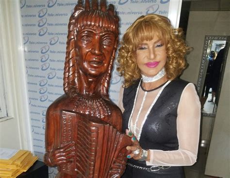 Fefita La Grande Es Inmortalizada En Una Escultura Peri Dico Elcaribe