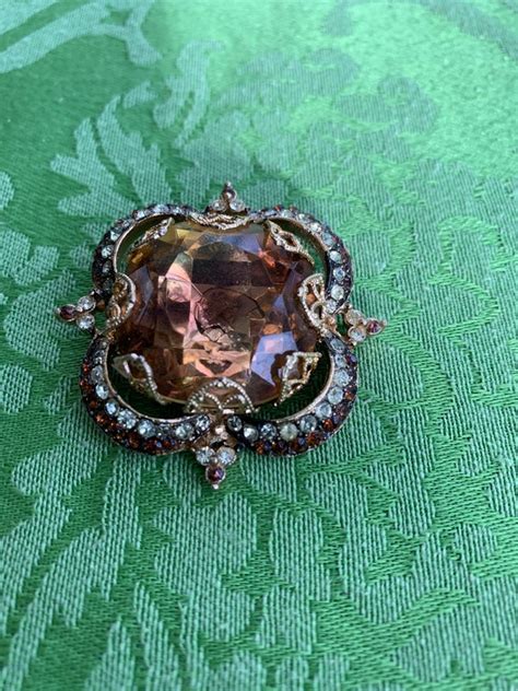 Corocraft Vintage Amber Colored Glass And Rhinestone Gem