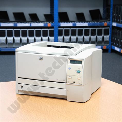 Tiskárna HP LaserJet 2300D s vestavěným duplexem, tonerem a kabelem ...