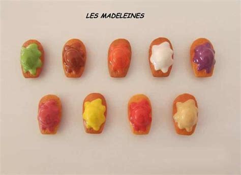 SERIE COMPLETE DE FEVES LES MADELEINES MAT ET BRILLANTE Fèves de