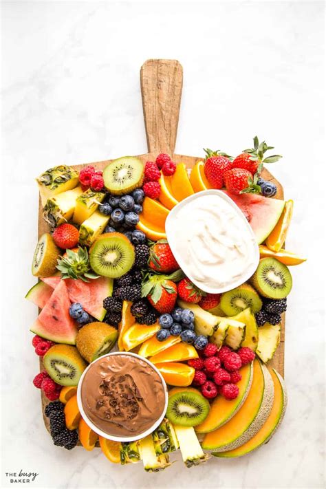 How to Make a Fruit Platter - The Busy Baker